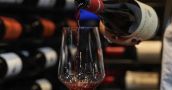 Cayó fuerte la venta de vino riojano en el mercado nacional