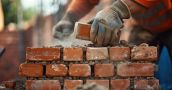 Los salarios en la construcción crecieron un 107,5% en un año