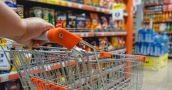 Supermercados: el consumo volvió a quedar debajo de la inflación y tuvo una caída real del 15,7%