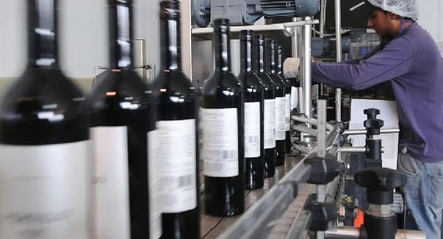 Las exportaciones de vino riojano acumulan cuatro meses en baja