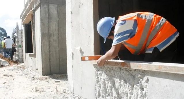Por segundo mes consecutivo cayó el empleo registrado en la construcción