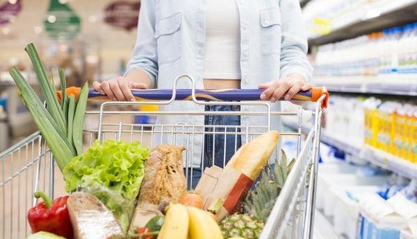 Las ventas en los supermercados sufrieron una caída del 9,7% en términos reales
