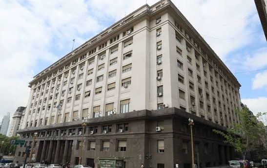 Por no distribuir el impuesto al combustible, la Nación no destinó a La Rioja $15.000 millones