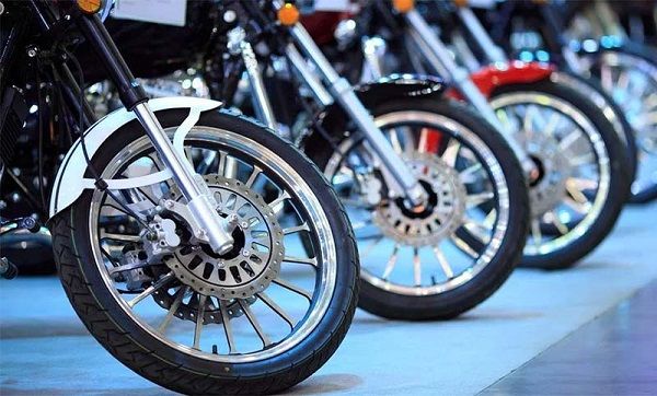 La venta de motos retrocedió un 25% en febrero