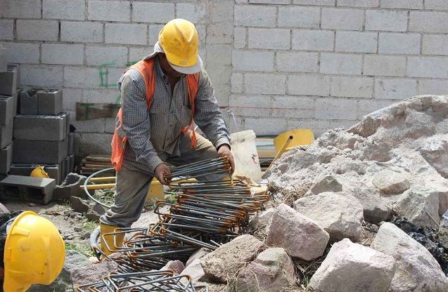 Los salarios en la construcción perdieron un 57,4% de su poder de compra