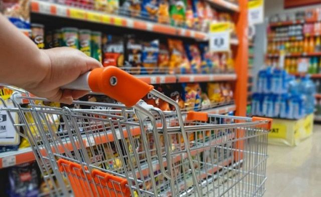 Supermercados: el consumo creció un 137,8% interanual pero igual quedó por debajo de la inflación