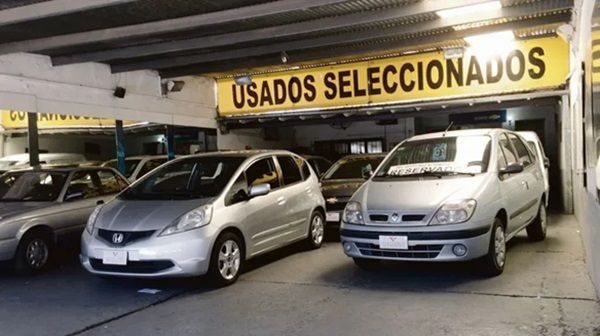 La venta de autos usados bajó un 3% en octubre
