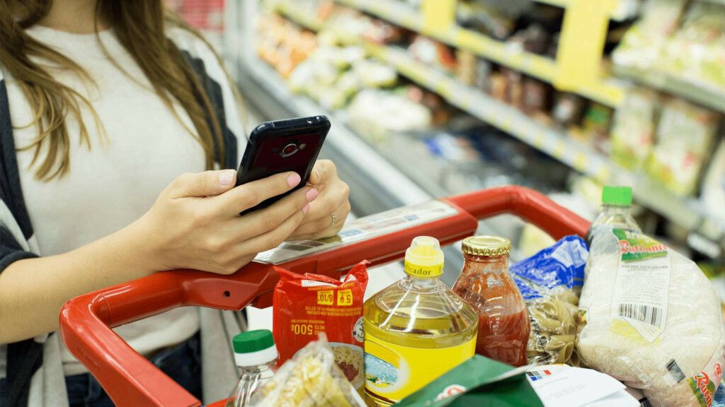 Supermercados: el consumo real cayó un 31,2%