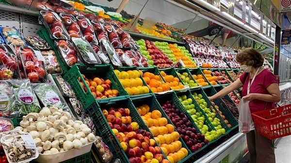 En enero se desplomó el consumo de frutas y verduras en los supermercados