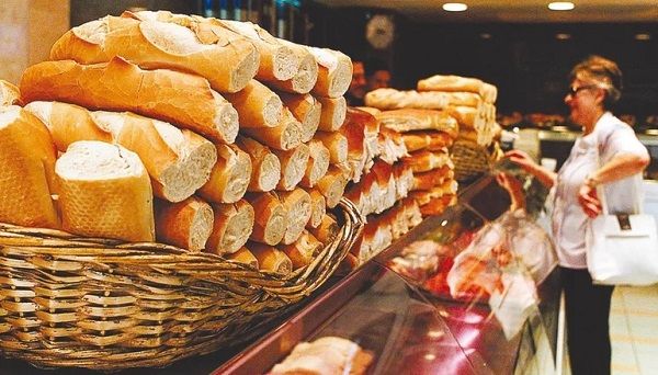 La venta de pan en los supermercados bajó un 3,4%