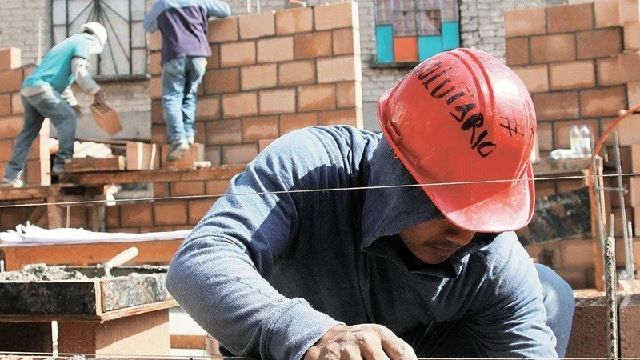 Los salarios en la construcción quedaron por encima de la inflación