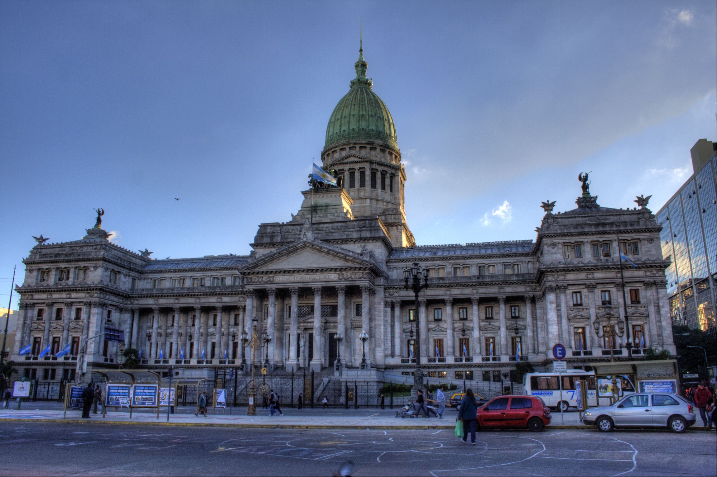 Diputados debate un proyecto para declarar la emergencia en las industrias textiles y del calzado