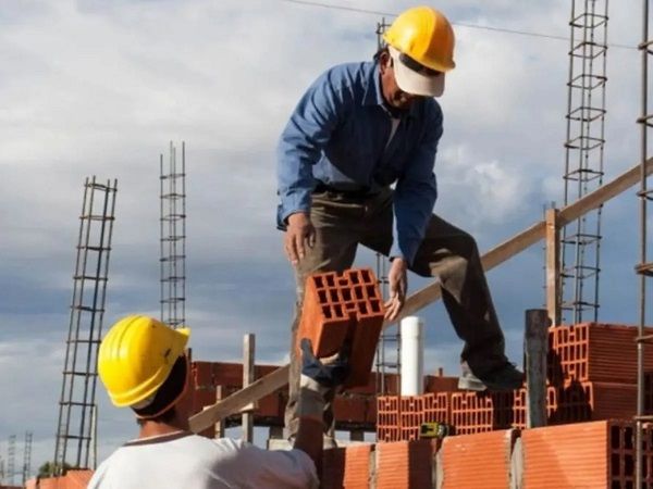 Construcción: en 2020 el empleo registrado cayó casi un 43%