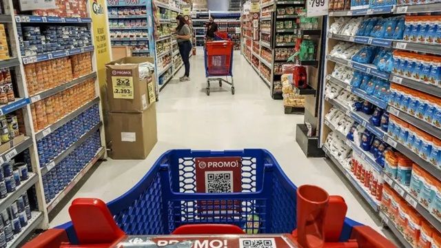 Supermercados: el consumo real cayó un 15,7%