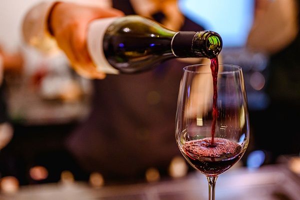 En abril cayó un 32% el consumo de vino riojano en el mercado argentino
