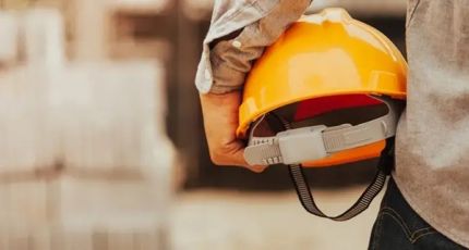 Los salarios registrados en la construcción alcanzaron un monto promedio de $1.396.439