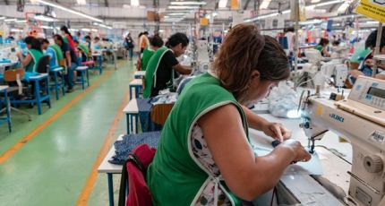 En abril se mantuvo estable el empleo privado registrado