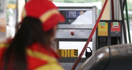 El consumo de combustibles tuvo una leve baja en abril