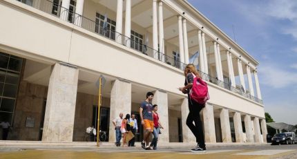 ¿Cuánto cuesta hoy enviar un hijo a estudiar en Córdoba?